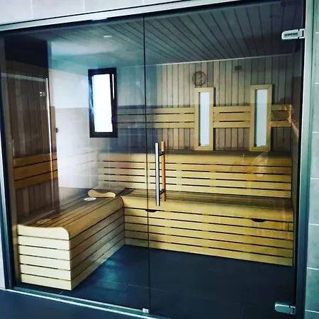 Chalet Avec Vue Sur Le Lac~la Cabane De Loic アパート *